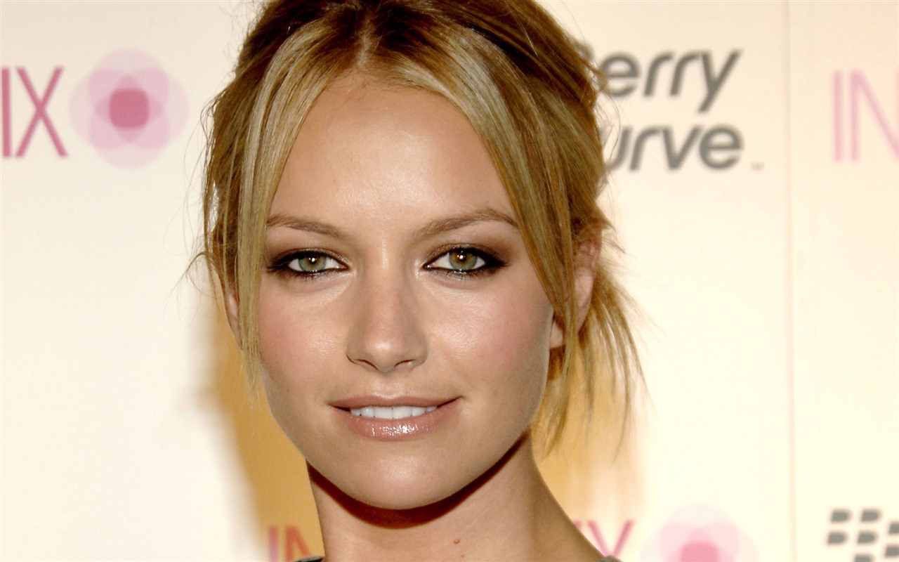 Becki Newton 貝基·紐頓 美女壁紙 #2 - 1280x800