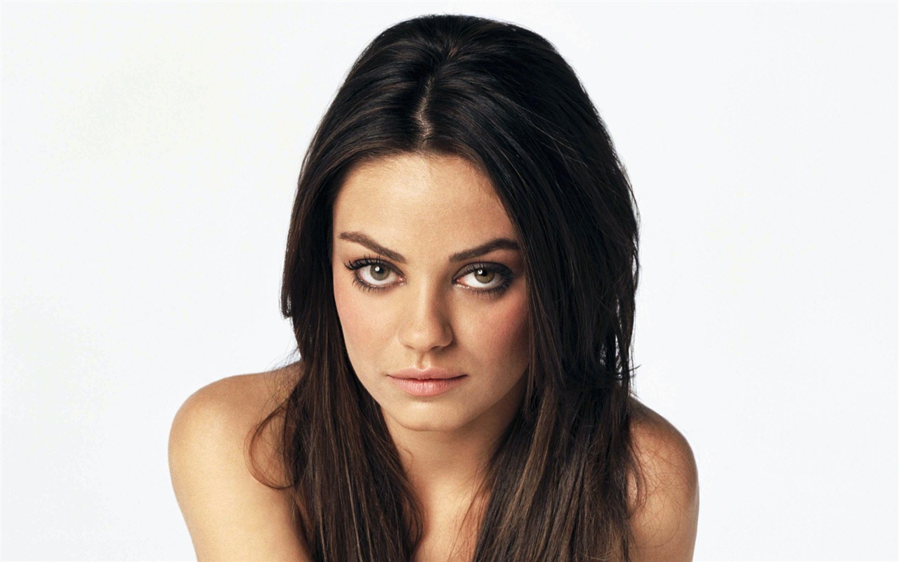 Mila Kunis krásné tapety na plochu #15 - 1280x800