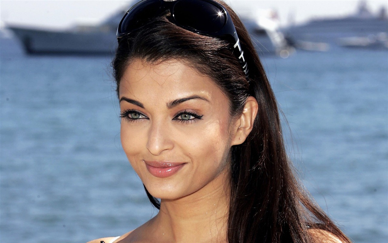Aishwarya Rai krásné tapety na plochu #17 - 1280x800