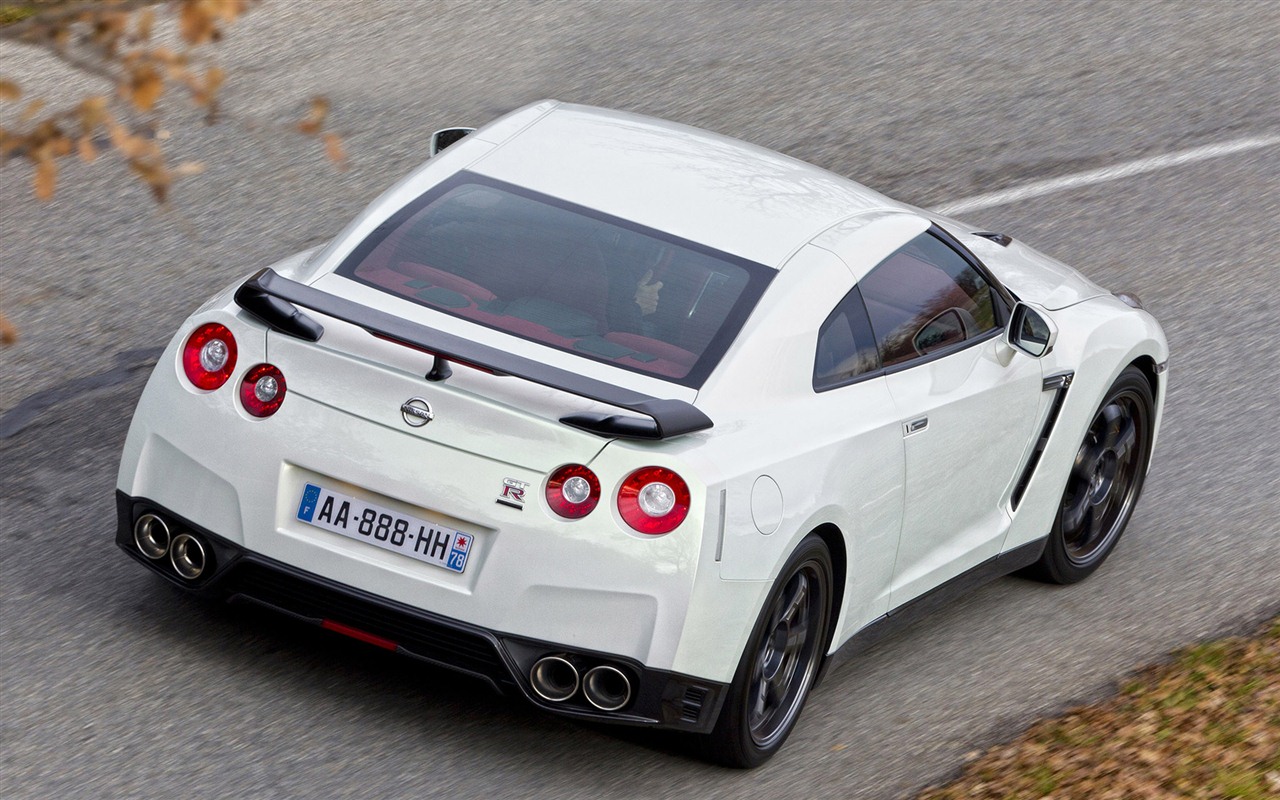 Nissan GT-R egoista 2011 HD tapety na plochu #3 - 1280x800