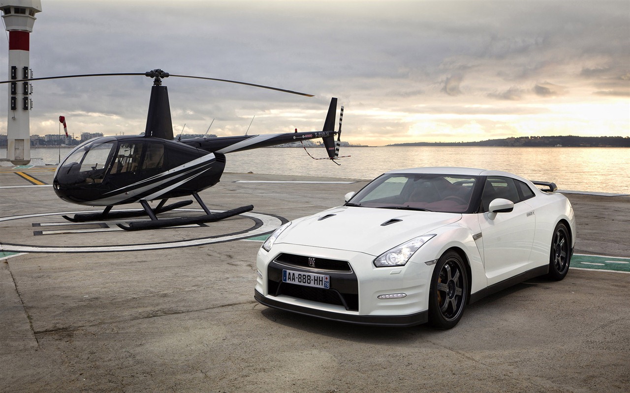 Nissan GT-R egoista 2011 HD tapety na plochu #7 - 1280x800