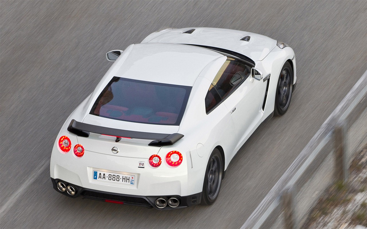 Nissan GT-R egoista 2011 HD tapety na plochu #33 - 1280x800