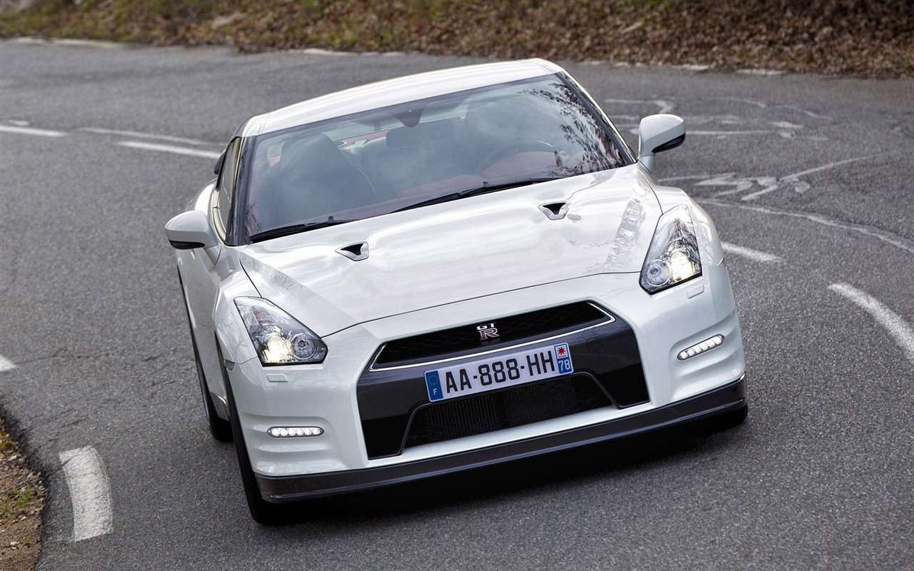 Nissan GT-R egoista 2011 HD tapety na plochu #40 - 1280x800