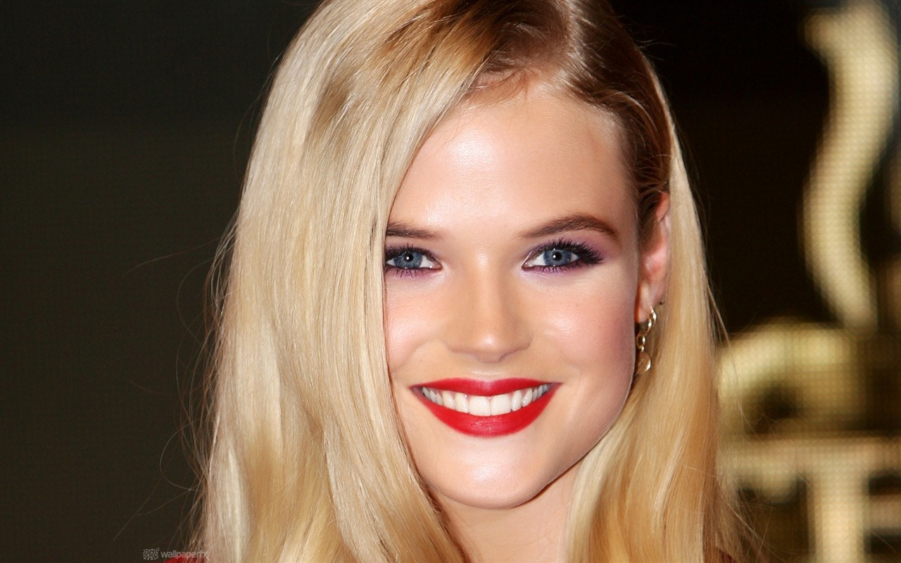 Gabriella Wilde 加布瑞拉·王爾德 美女壁紙 #12 - 1280x800