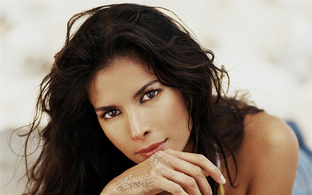 Patricia Velasquez krásné tapety na plochu #8 - 1280x800