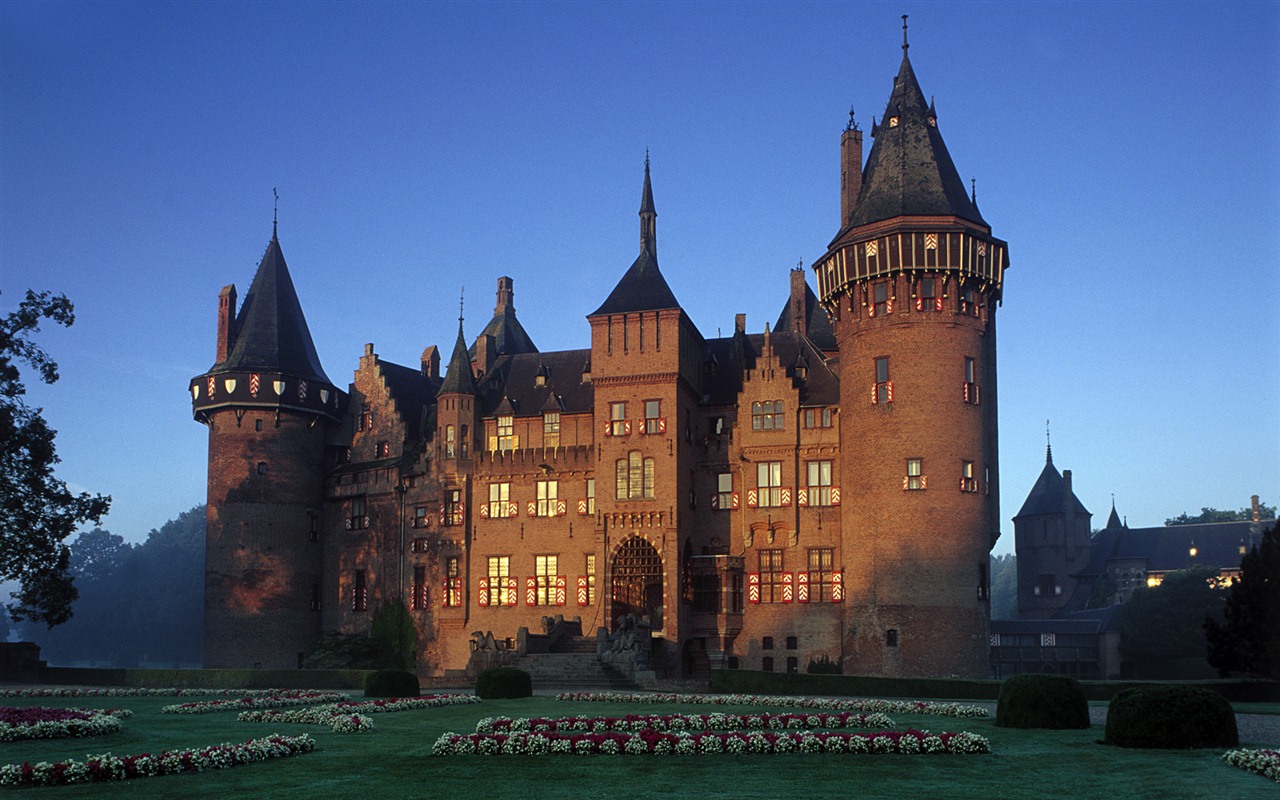 Windows 7 Wallpapers: Castles of Europe #2 - 1280x800