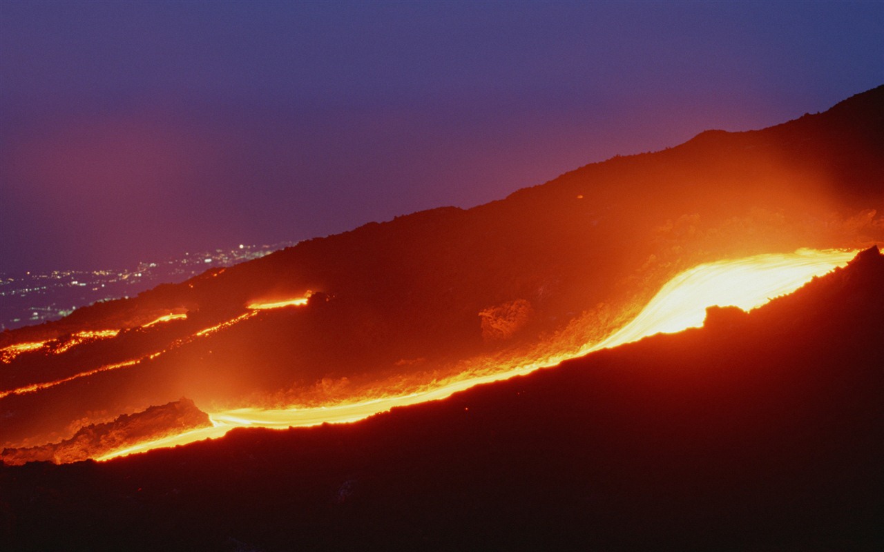 Sopečná erupce nádherné krajiny tapety #6 - 1280x800