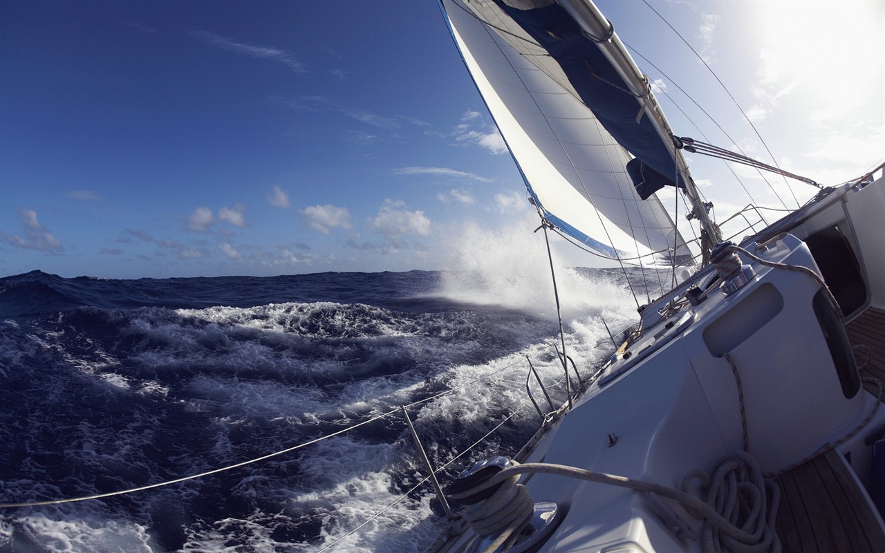 Windows 7 Wallpapers: Sailing #12 - 1280x800
