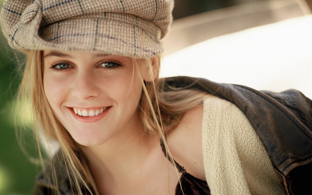 Alicia Silverstone krásné Tapety na plochu #14 - 1280x800
