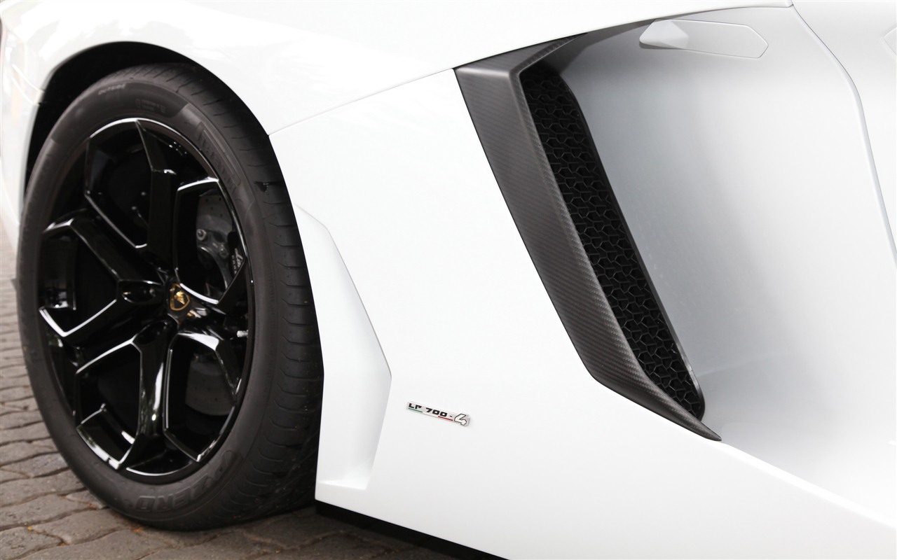 2012 Lamborghini Aventador LP700-4 HD Tapety na plochu #9 - 1280x800
