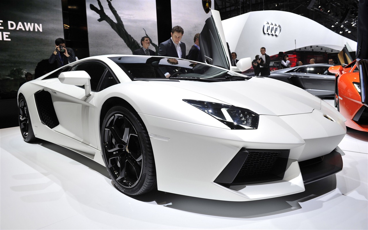 2012 Lamborghini Aventador LP700-4 蘭博基尼高清壁紙 #41 - 1280x800