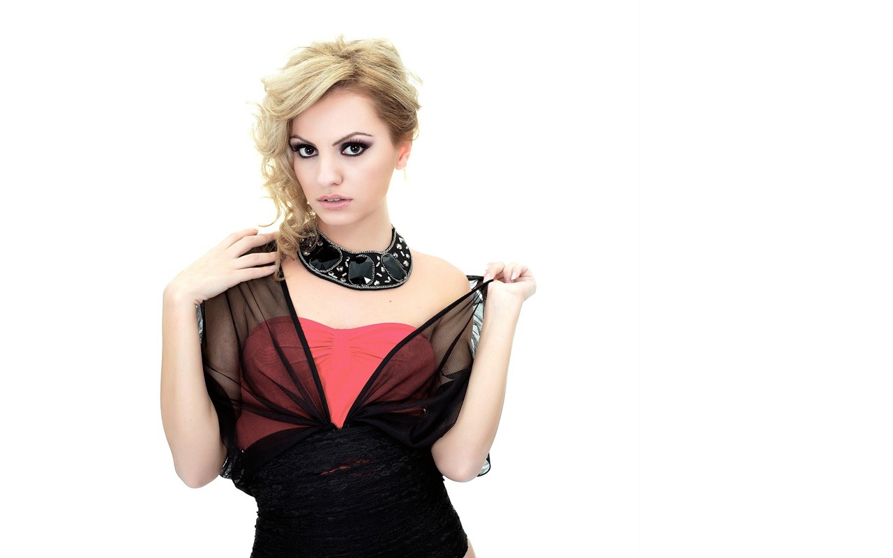 Alexandra Stan beautiful wallpapers #2 - 1280x800