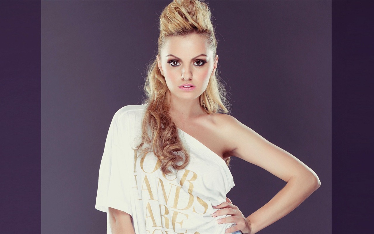 Alexandra Stan 亞歷山德拉·斯坦 美女壁紙 #9 - 1280x800