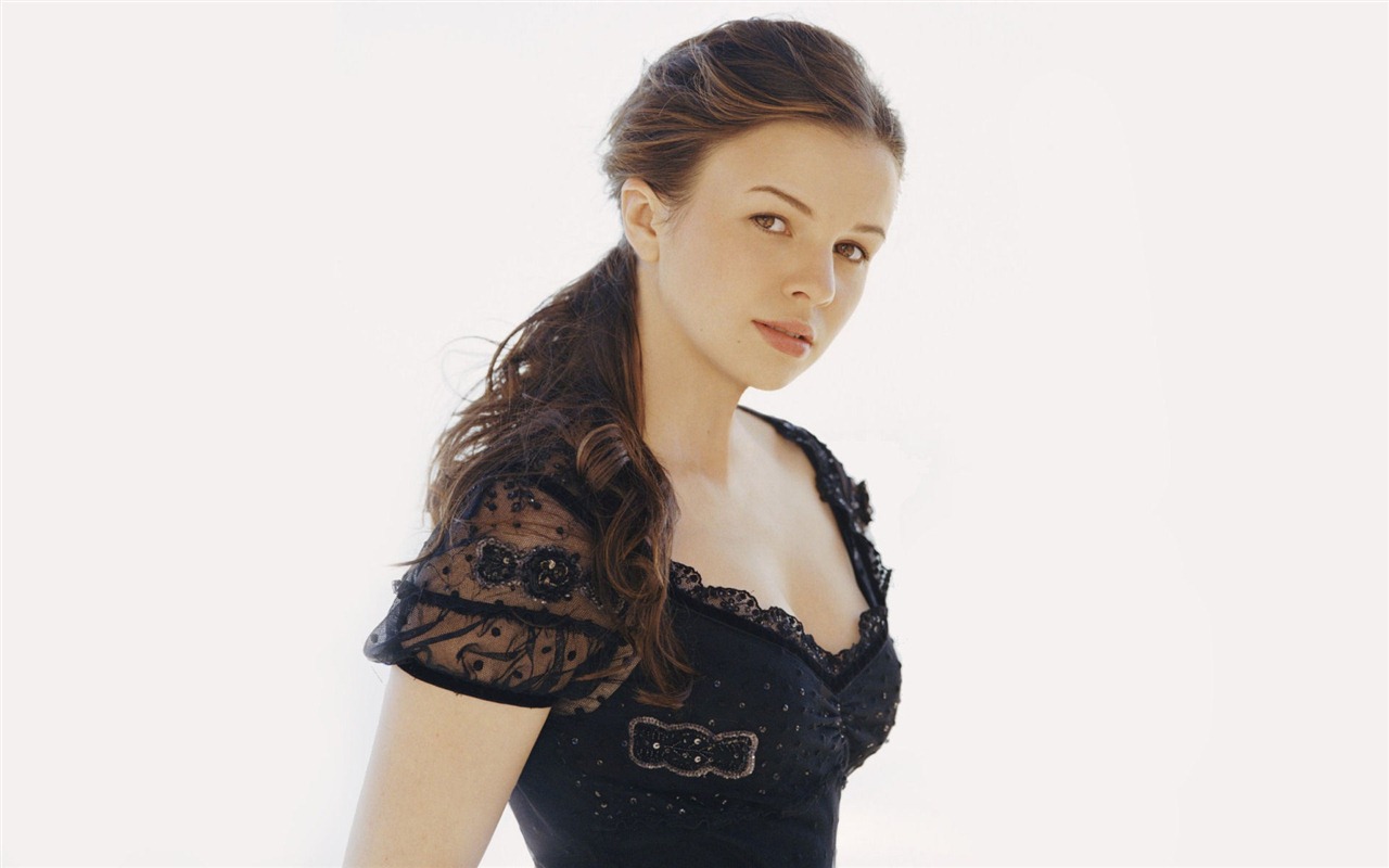 Amber Tamblyn 爱波·塔布琳 美女壁纸31 - 1280x800