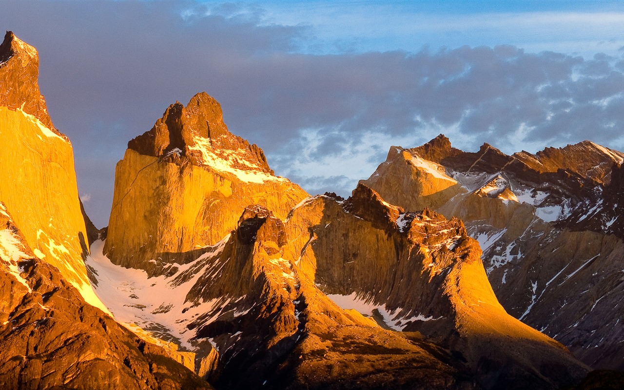 Windows 8 官方全景主题壁纸，海浪，森林，雄伟高山15 - 1280x800