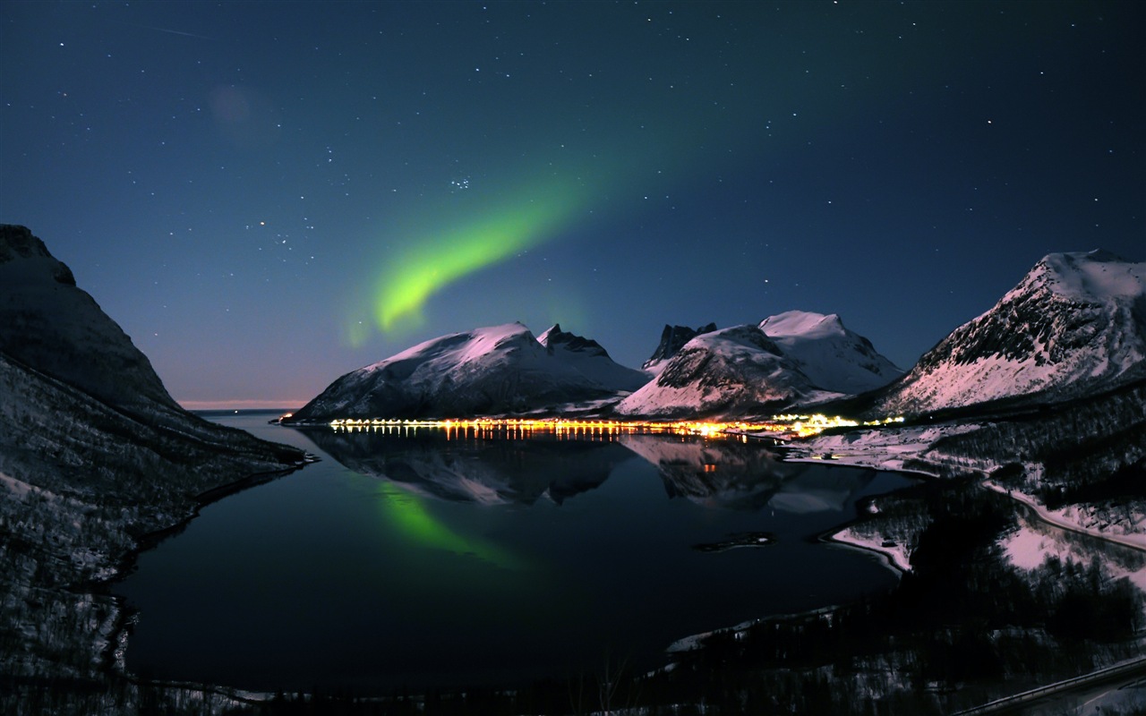 Natural wonders of the Northern Lights HD Wallpaper (2) #2 - 1280x800