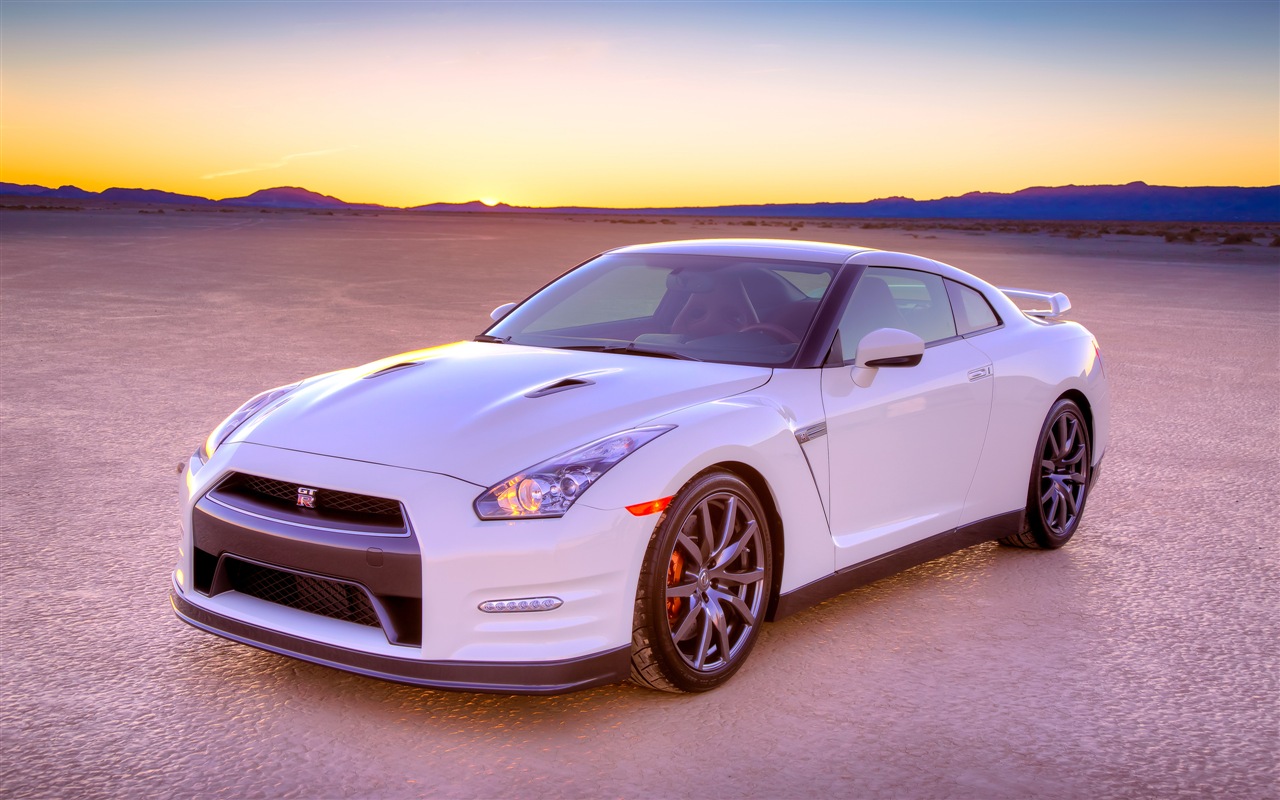 2013 Nissan GT-R R35 USA version 日产 美国版 高清壁纸15 - 1280x800