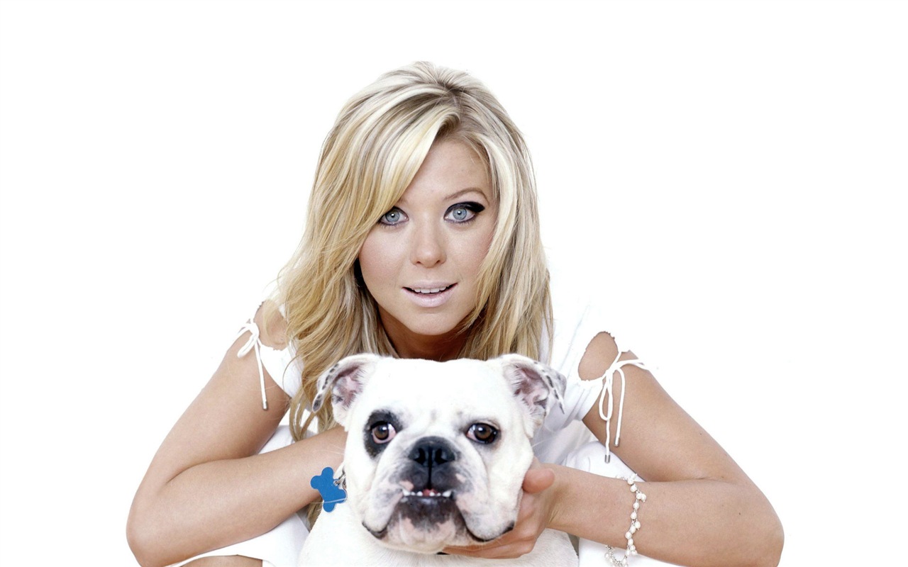 Tara Reid krásné Tapety na plochu #14 - 1280x800