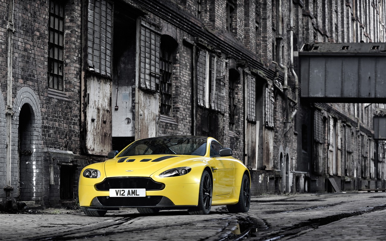 2013 Aston Martin V12 Vantage S 阿斯頓·馬丁V12 Vantage 高清壁紙 #1 - 1280x800