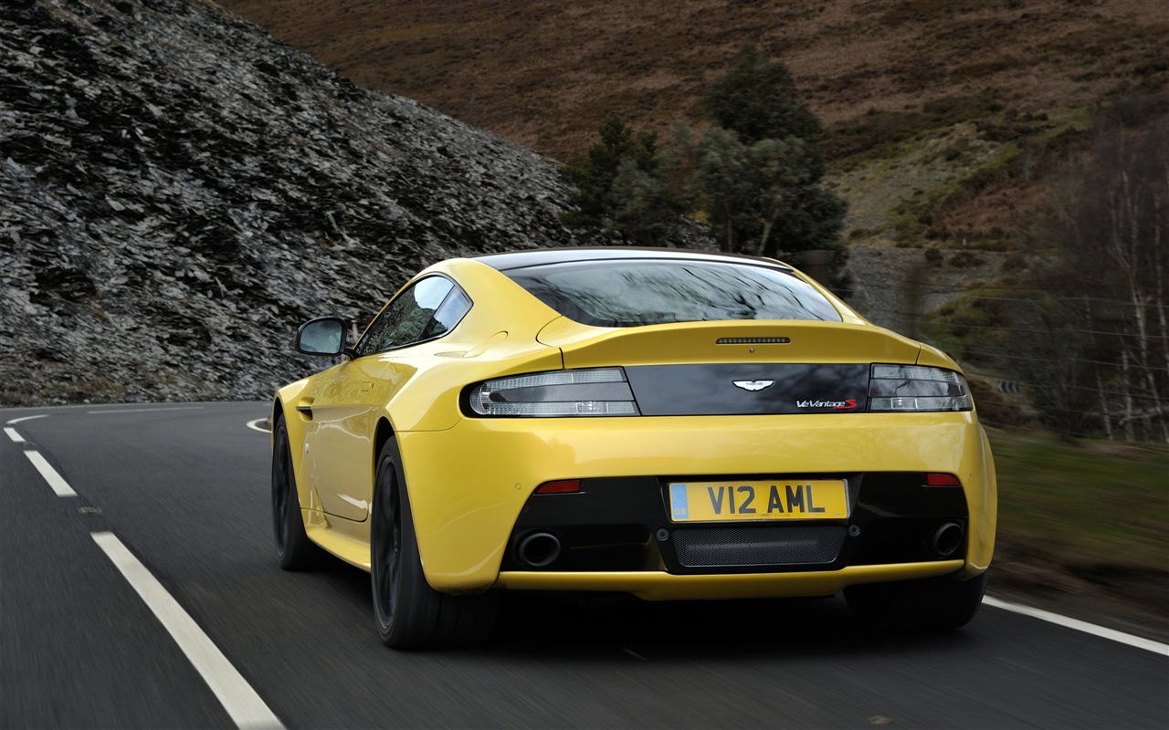 2013 Aston Martin V12 Vantage S 阿斯頓·馬丁V12 Vantage 高清壁紙 #8 - 1280x800