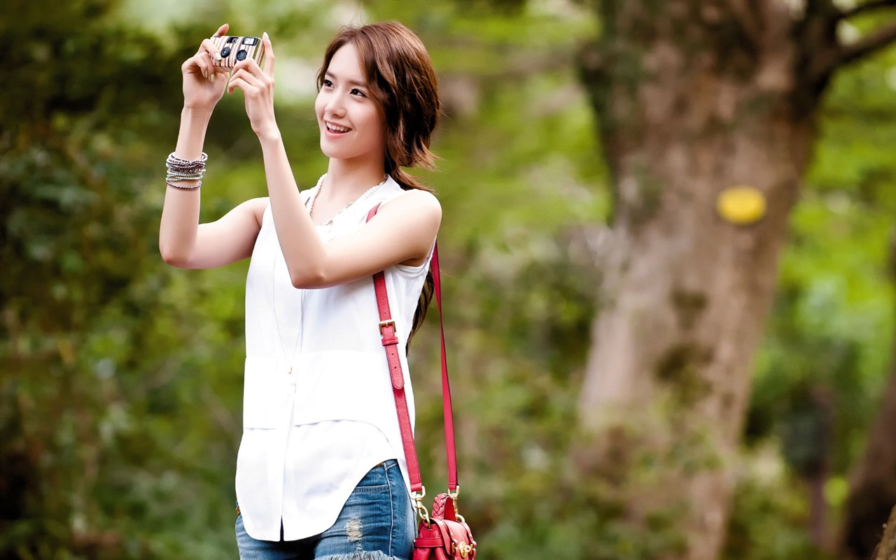 Girls Generation, Lim YoonA HD wallpapers #15 - 1280x800