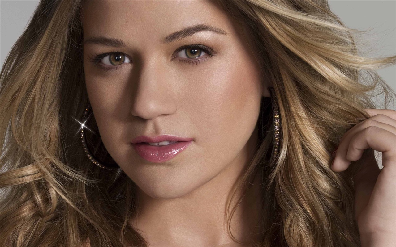 Kelly Clarkson beautiful wallpapers #19 - 1280x800