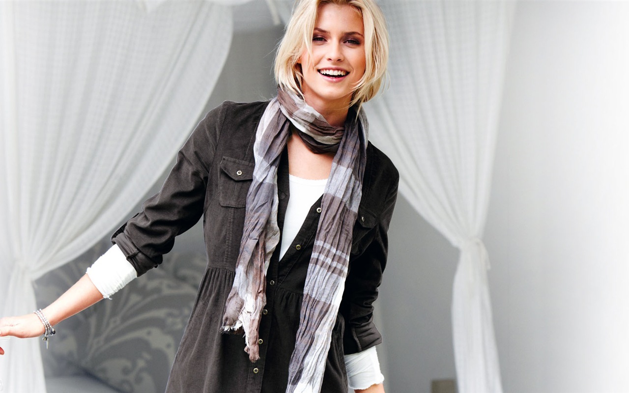 Lena Gercke 莉娜·格爾克 高清壁紙 #19 - 1280x800