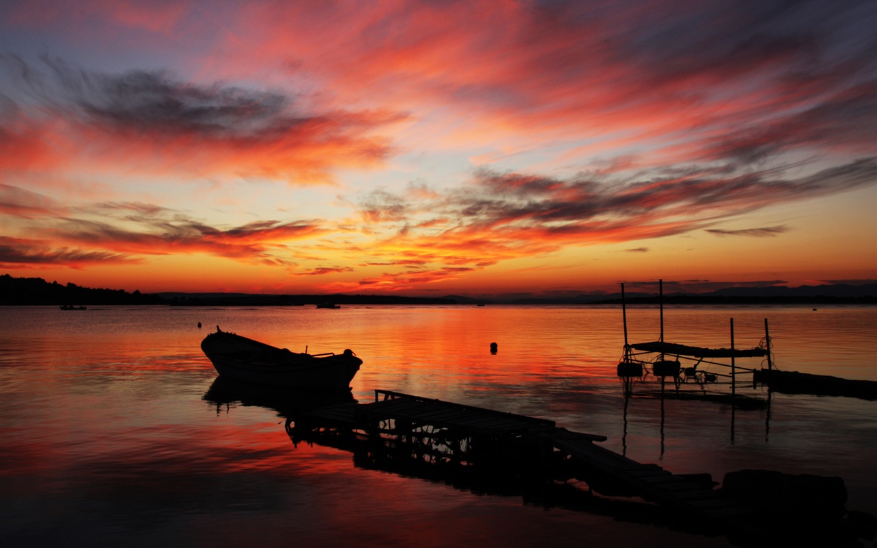 Coast pier at dusk scenery HD wallpaper #2 - 1280x800