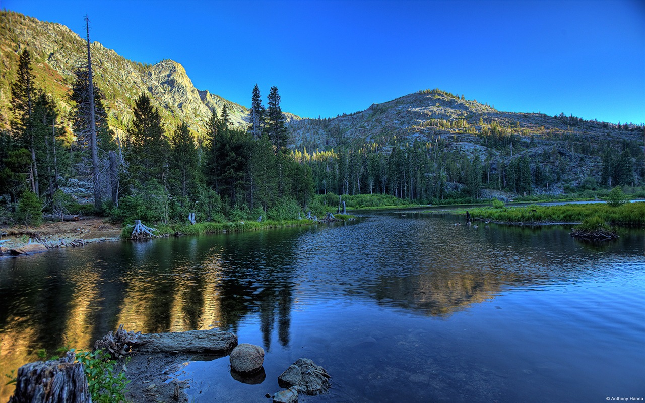 Belles montagnes, lac, forêt, fonds d'écran Windows 8 thème HD #2 - 1280x800