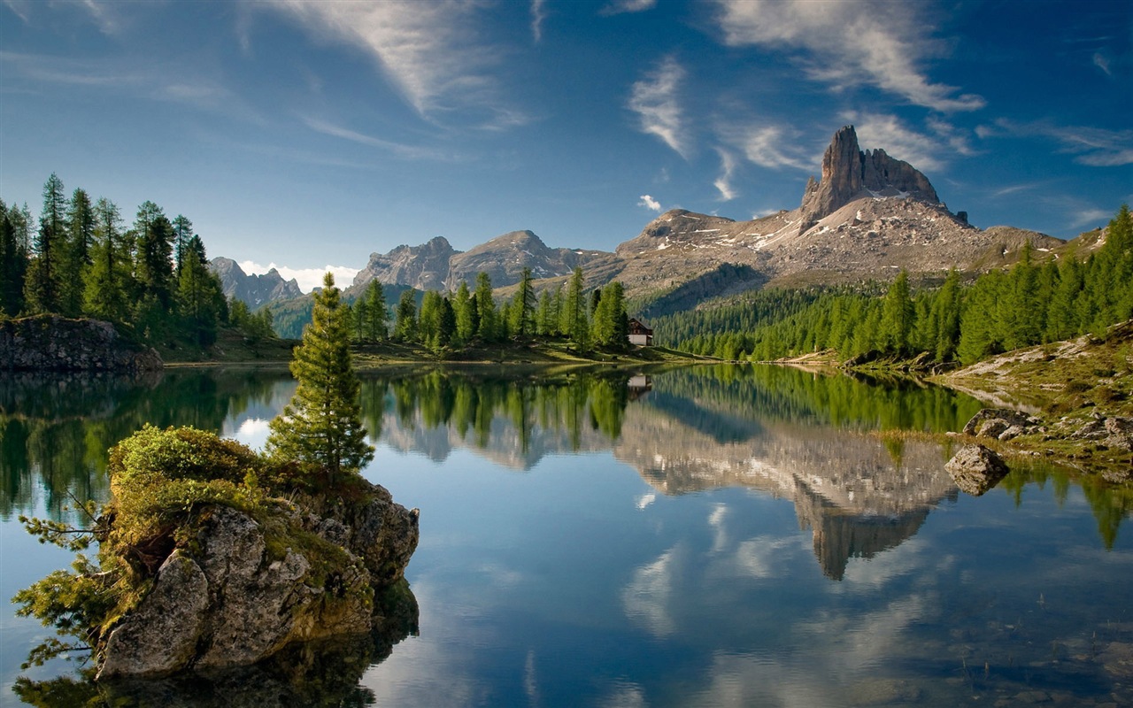 Volcanic lake landscape HD wallpapers #11 - 1280x800