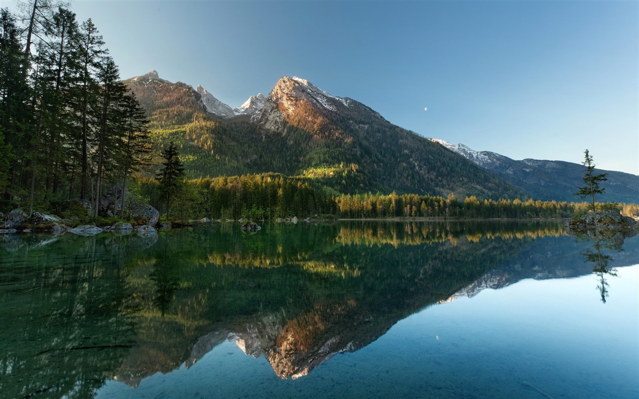 Réflexion dans le fond d'un paysage naturel de l'eau #8 - 1280x800