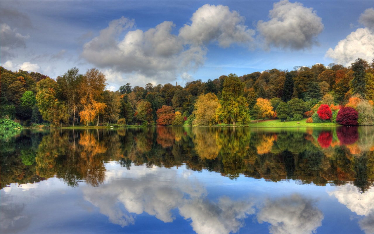 El agua y los árboles en otoño fondos de pantalla HD #11 - 1280x800