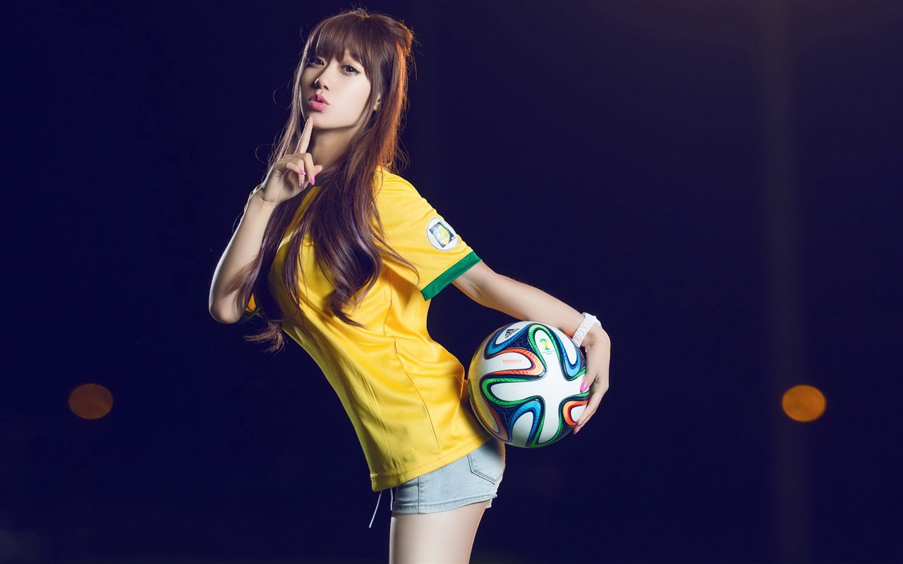 世界杯32強球衣，美女足球寶貝高清壁紙 #12 - 1280x800