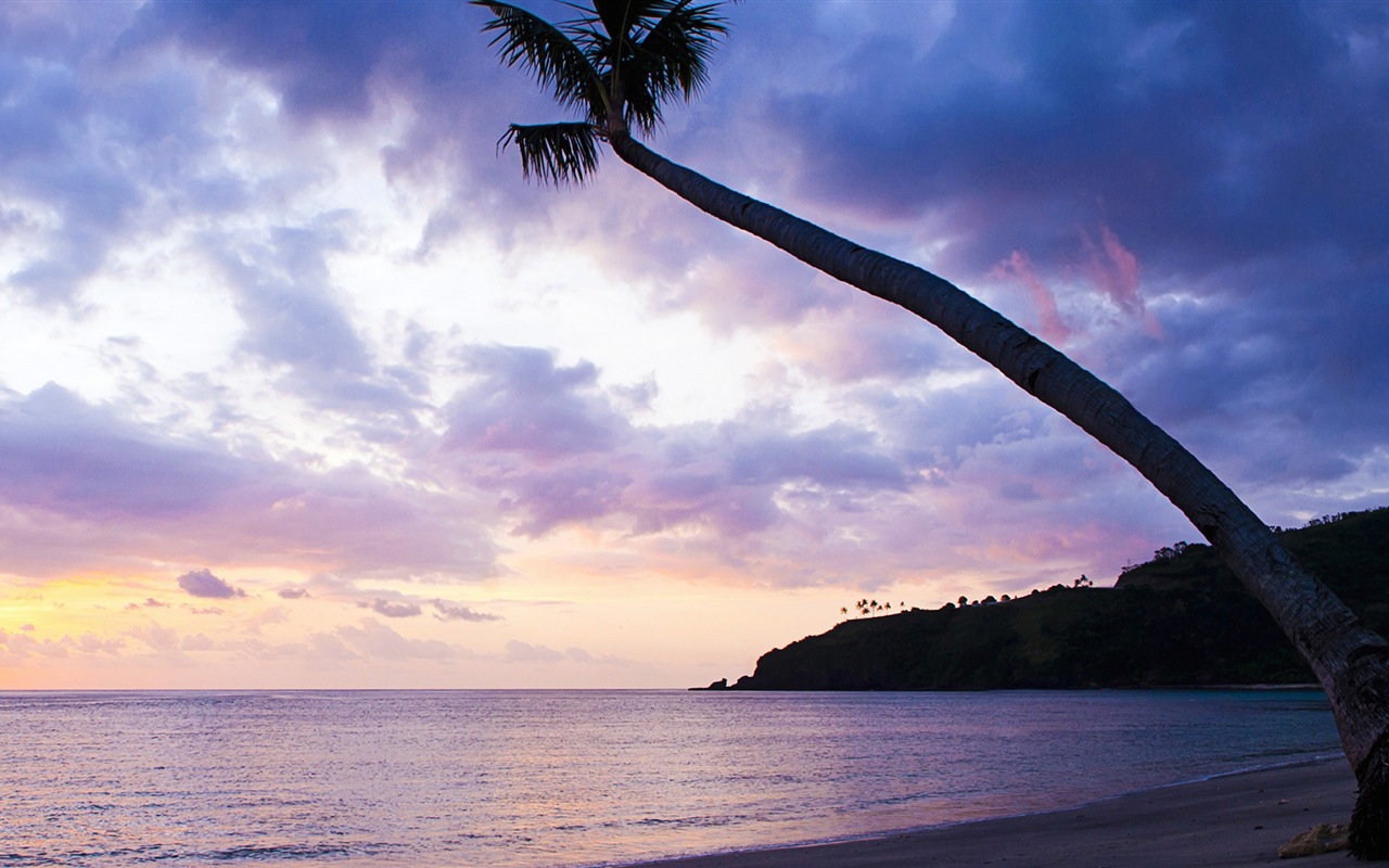 Beautiful beach sunset, Windows 8 panoramic widescreen wallpapers #8 - 1280x800