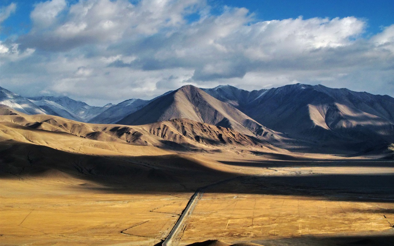 Pamirs krásné scenérie HD Tapety na plochu #9 - 1280x800