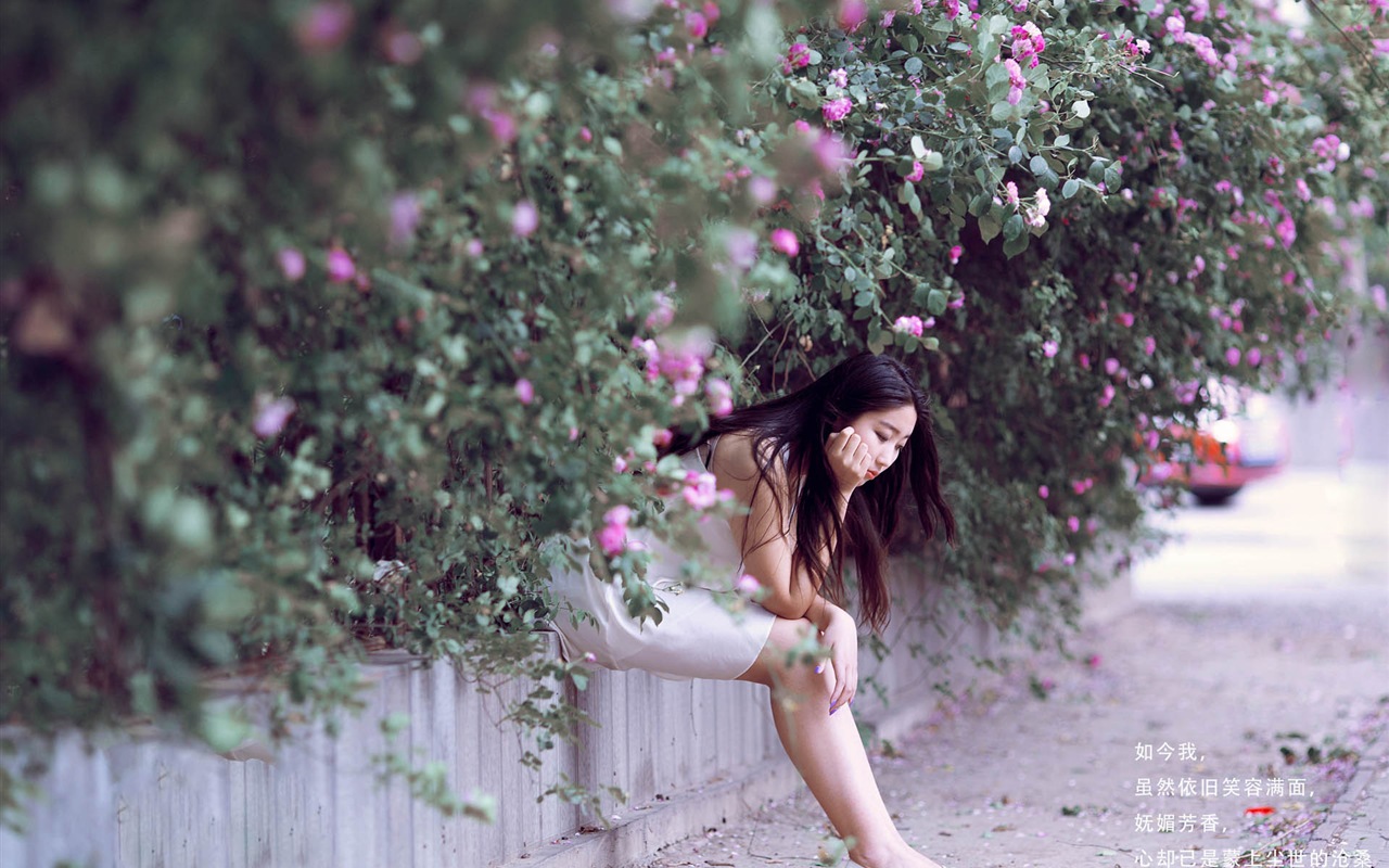 Beautiful girl with roses flower HD wallpapers #4 - 1280x800