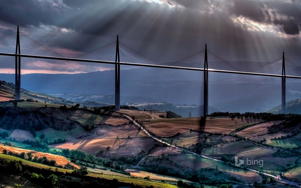 Října 2014 Bing scenérie HD Tapety na plochu #5 - 1280x800