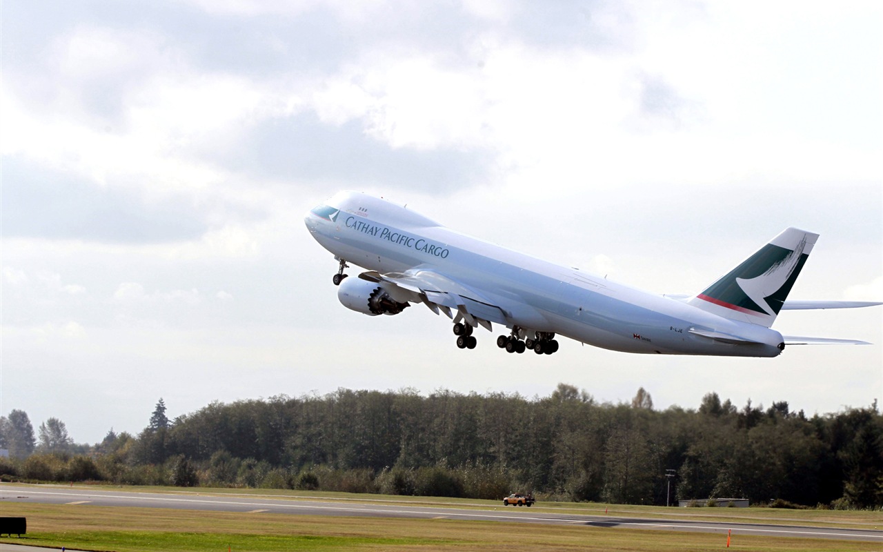 Boeing 747 dopravní letadlo HD tapety na plochu #3 - 1280x800
