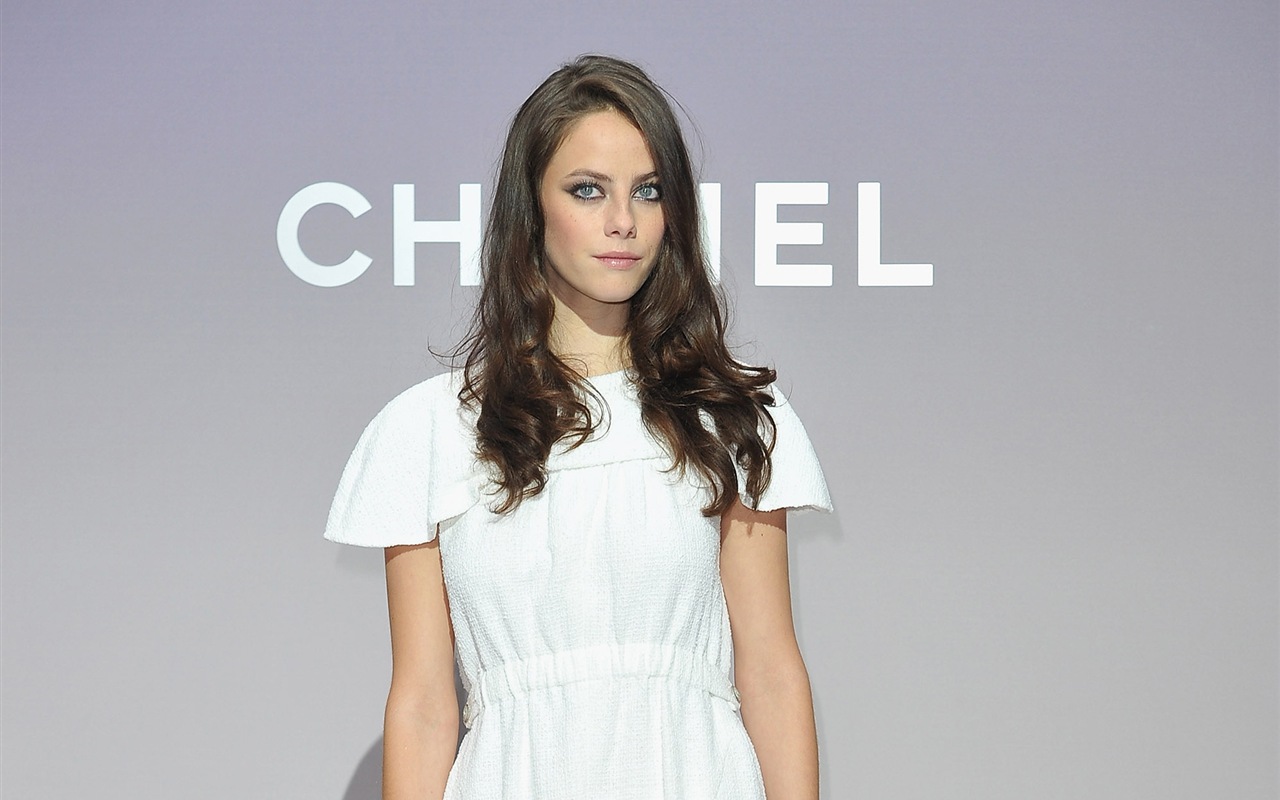 Kaya Scodelario HD tapety na plochu #16 - 1280x800