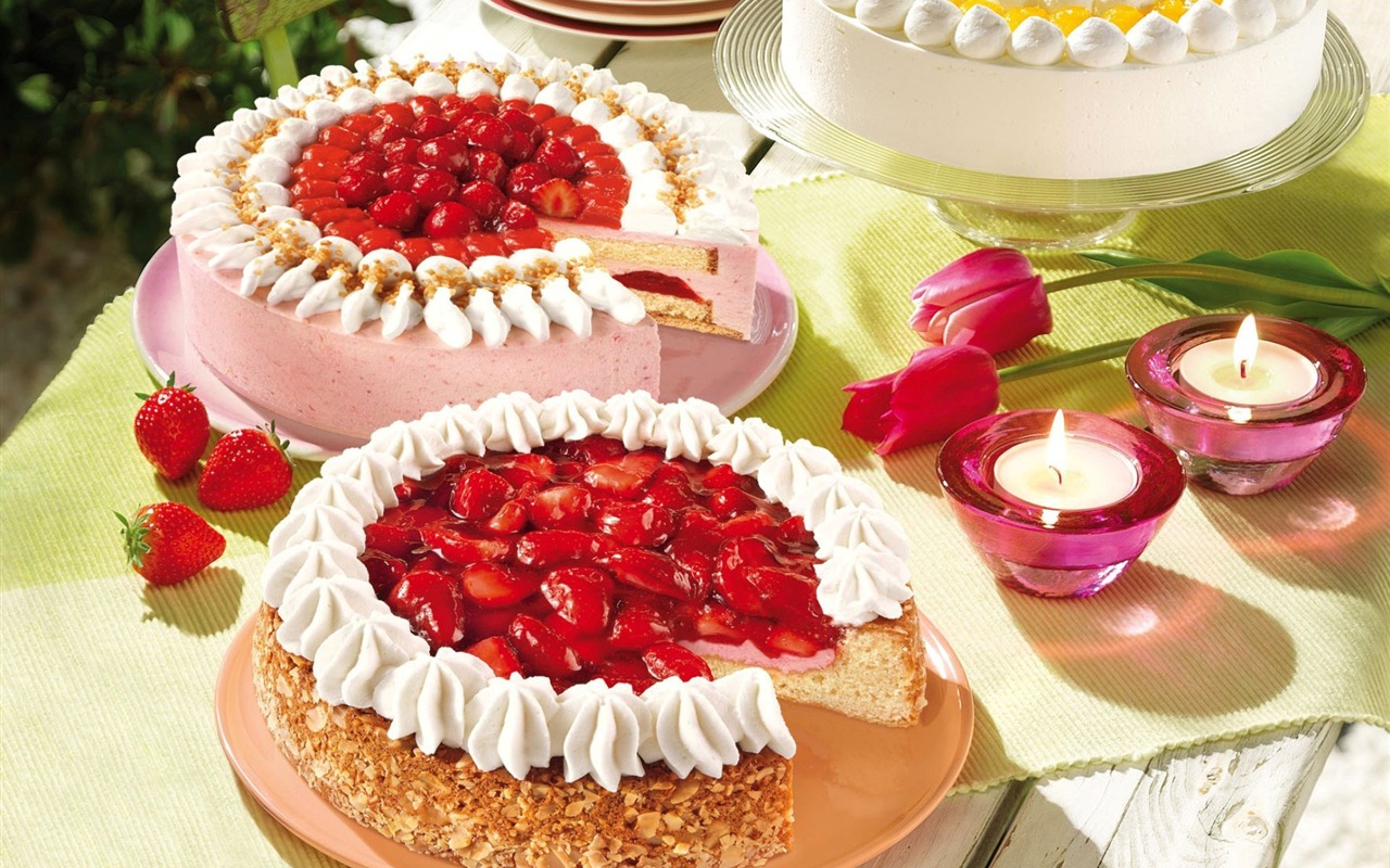 Delicious strawberry cake HD wallpapers #23 - 1280x800