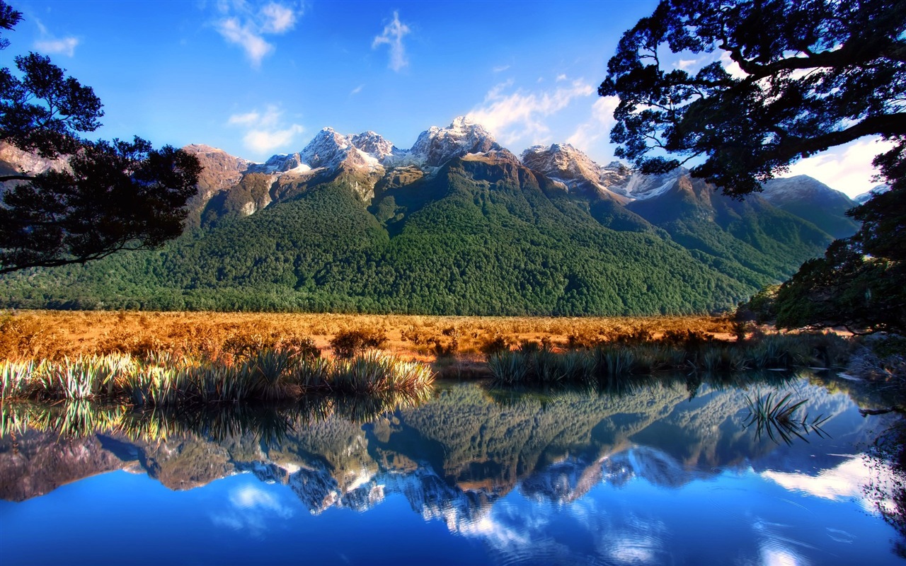 Nubes Montañas de agua naturales de belleza fondos de pantalla paisaje HD #17 - 1280x800