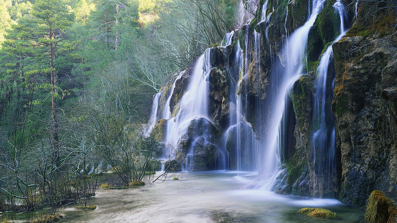 Spain西班牙4 - 1366x768