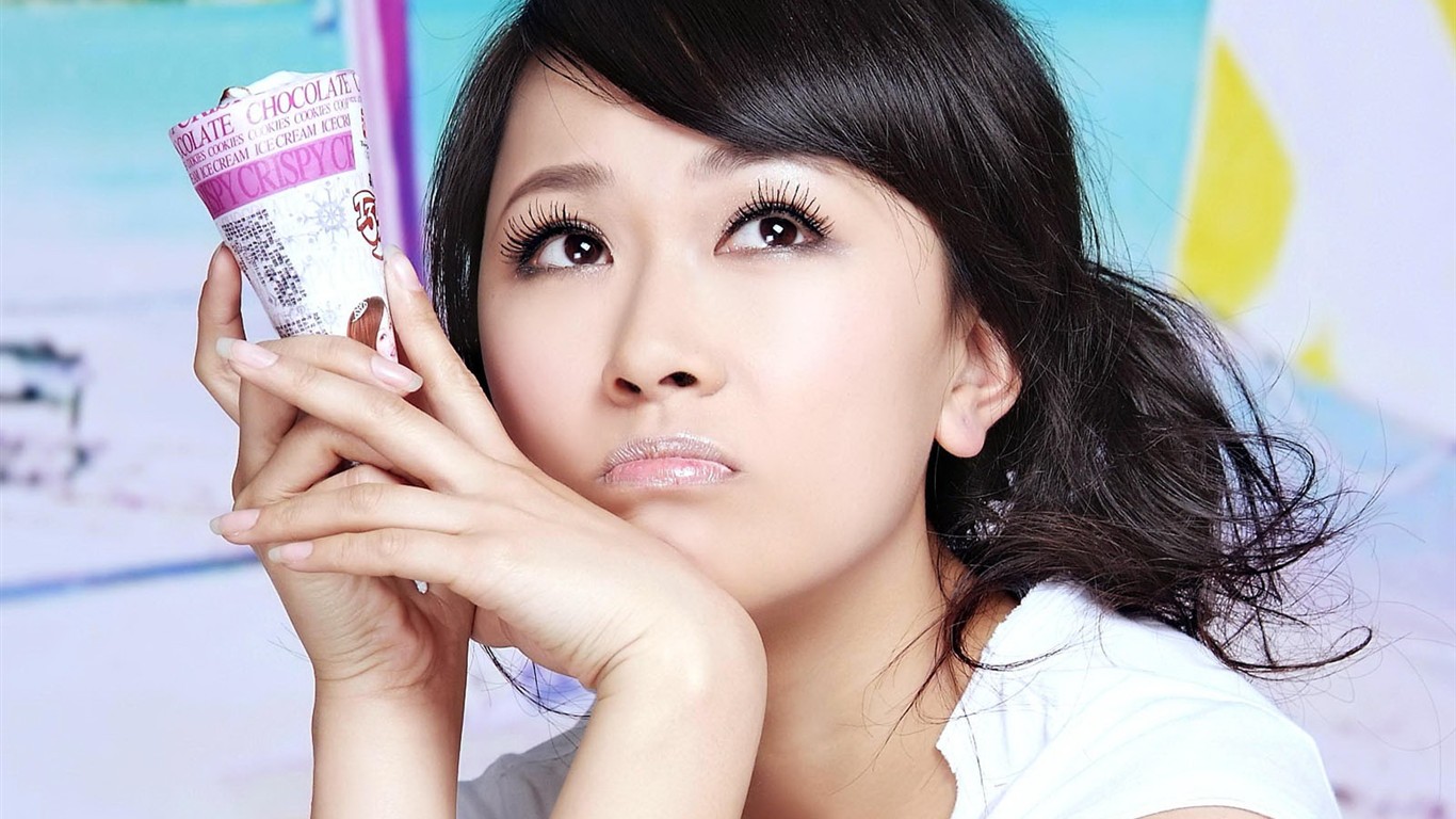 美女壁紙專輯(一) #23 - 1366x768