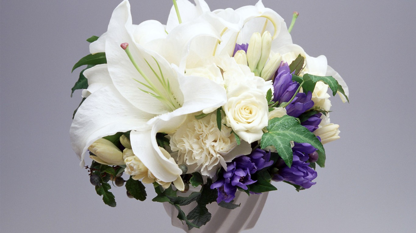 Flower Desktop Wallpaper Selection (1) #12 - 1366x768