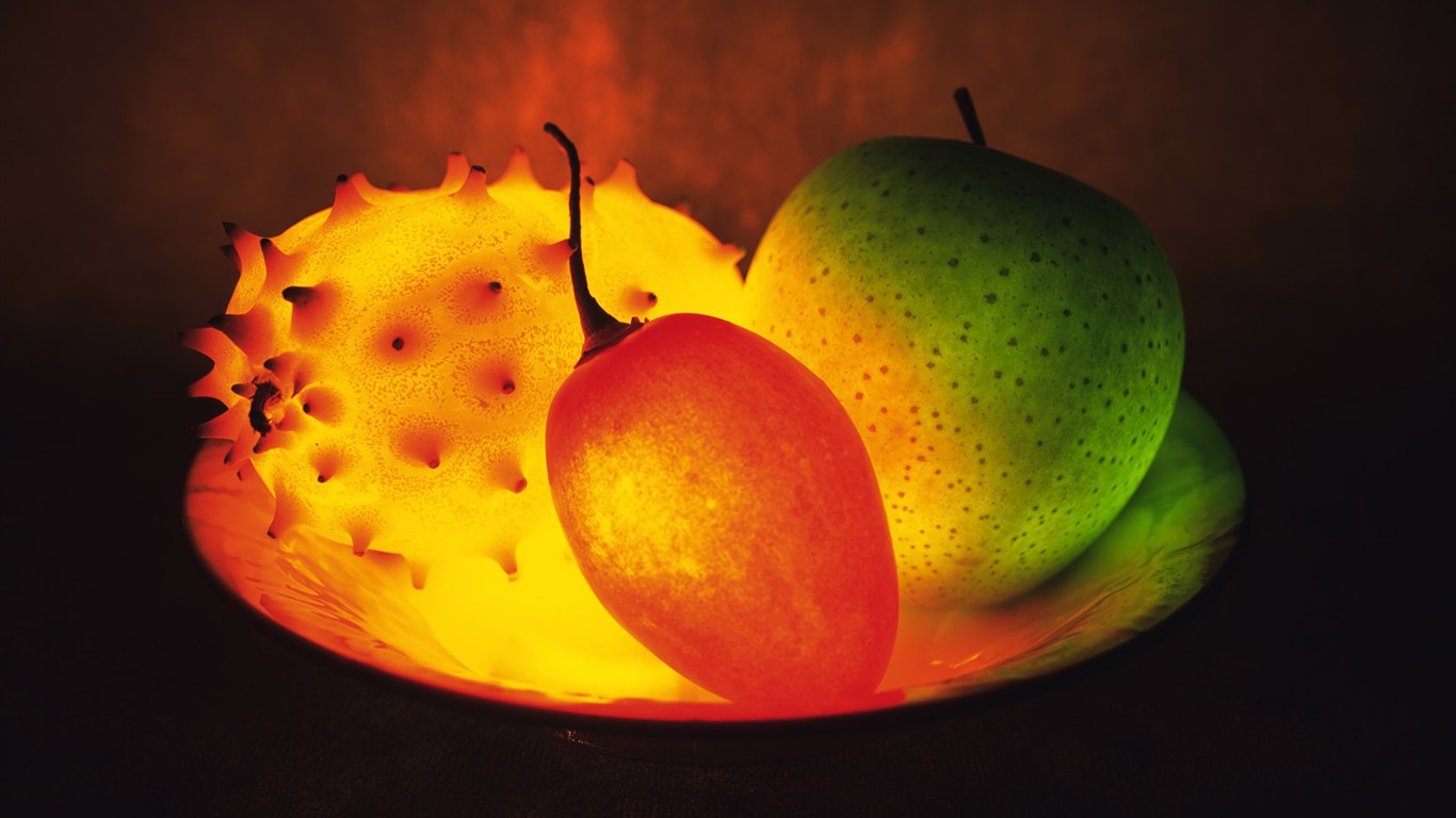 Light fruit Feature (2) #1 - 1366x768