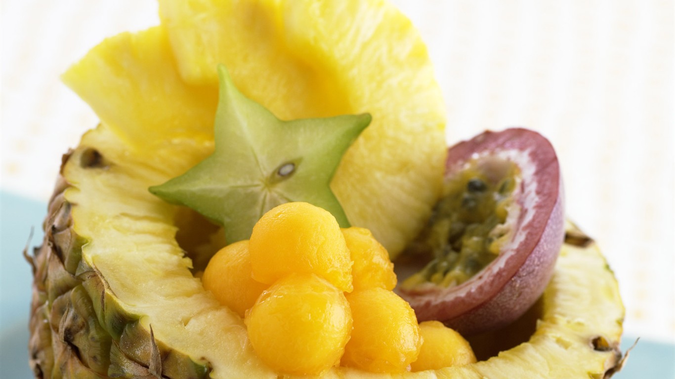 Fruit Dessert Wallpaper (2) #14 - 1366x768