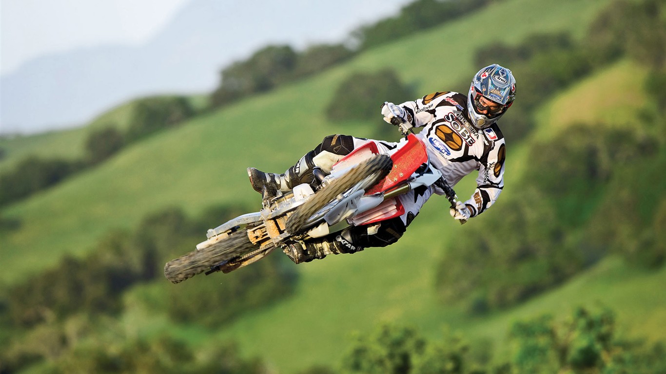 Off-road motocykly HD Wallpaper (2) #29 - 1366x768