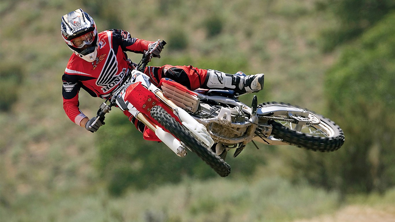 Off-road motocykly HD Wallpaper (2) #33 - 1366x768