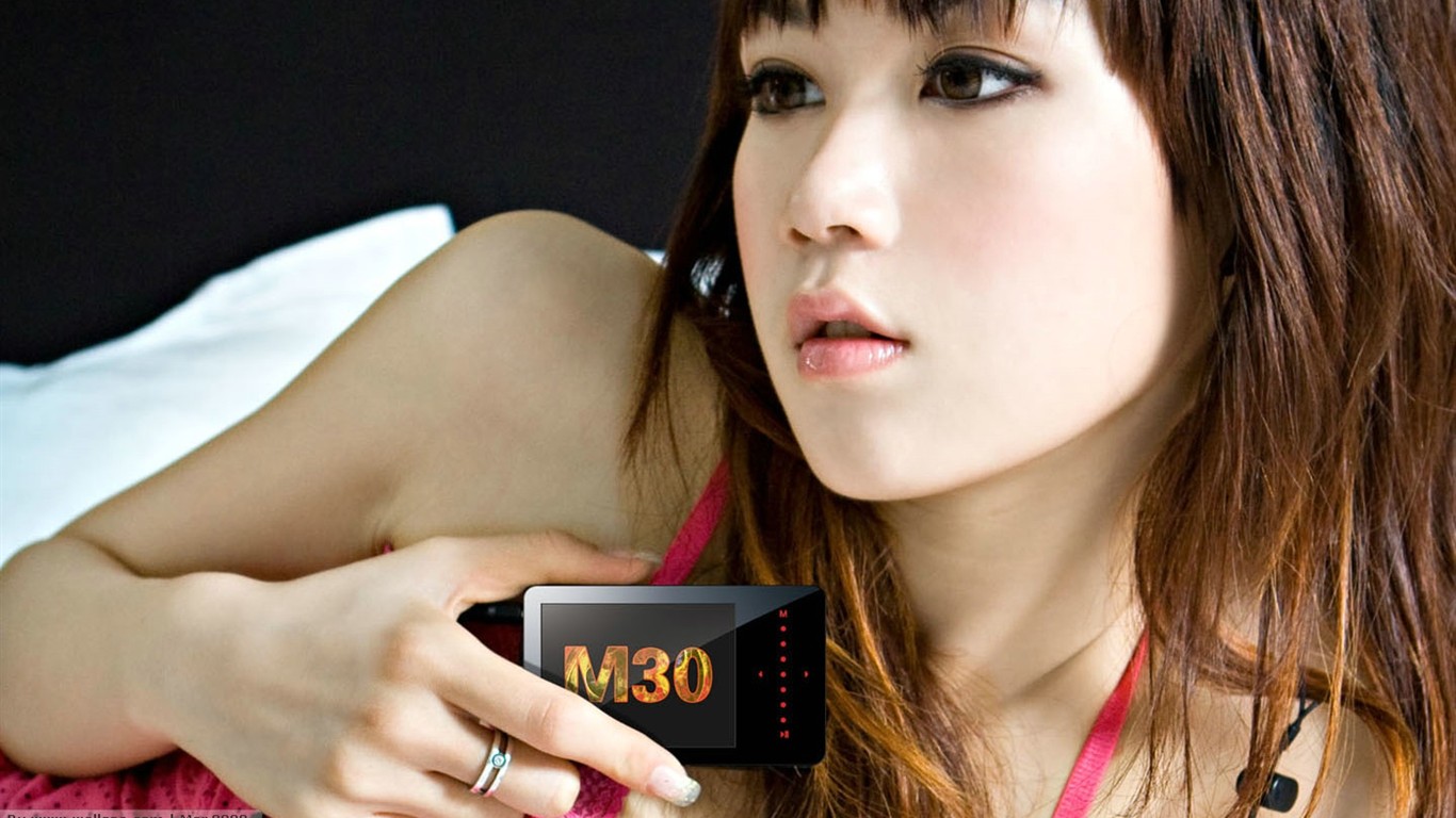 MP3廣告清純美女壁紙 #2 - 1366x768