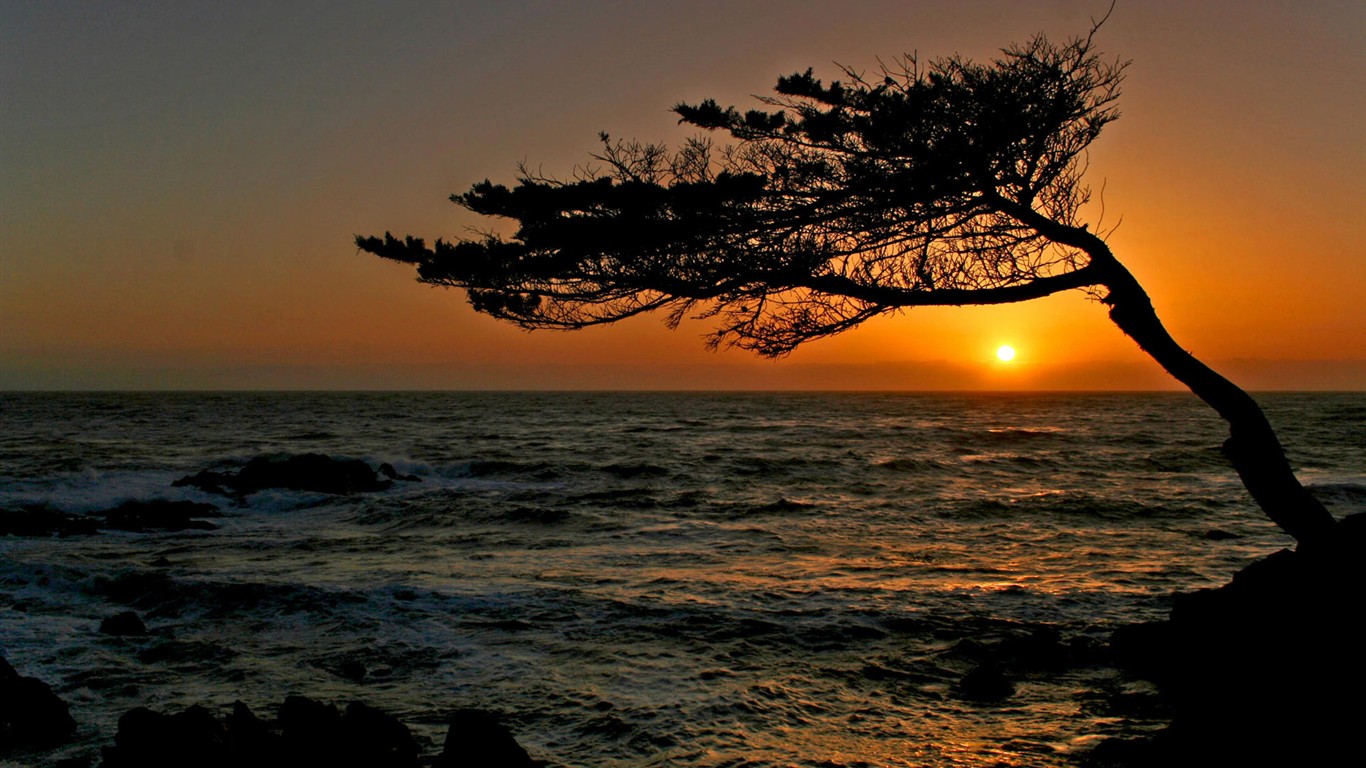 Beautiful sunrise and sunset wallpaper #3 - 1366x768